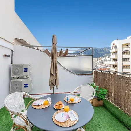 Modern 1 Bedroom Apartment, Steps From The Sea & Downtown * Marbella