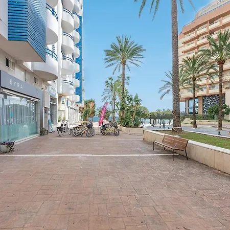 Apartment Modern 1 Bedroom Apartment, Steps From The Sea & Downtown